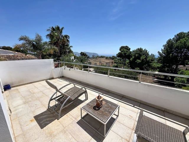 3 slaapkamer Villa te koop in Pinar del Advocat - Cometa, Teulada-Moraira met zwembad garage - € 999.000 (Ref: 10154317)