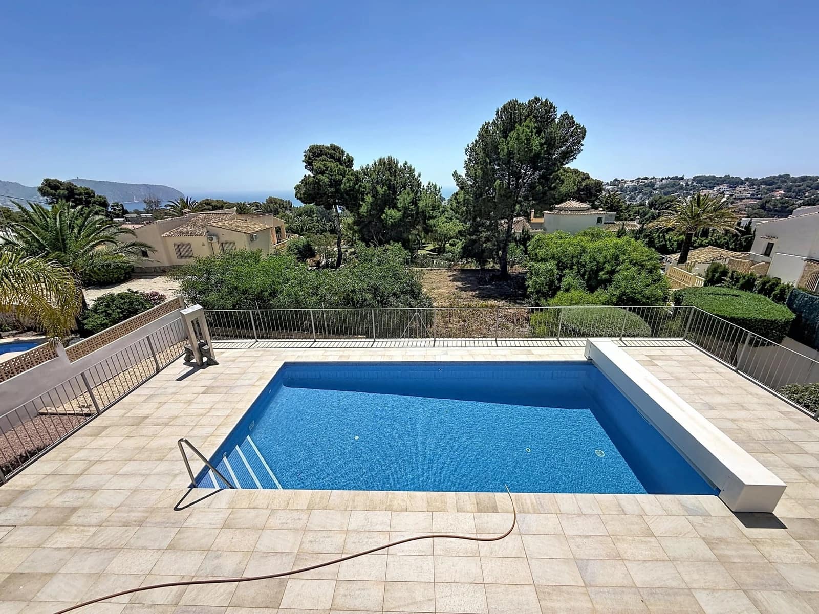 3 soverom Villa til salgs i Moraira med svømmebasseng garasje - € 999 000 (Ref: 10154317)