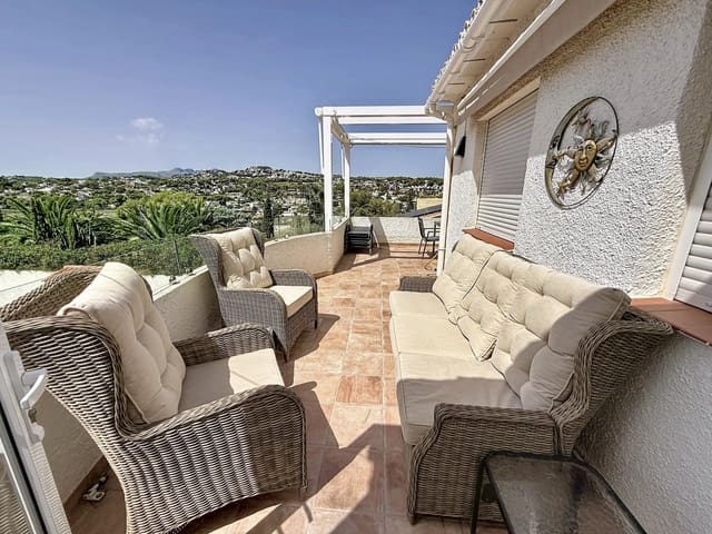 4 soveværelse Villa til salg i Paichi, Teulada-Moraira med swimmingpool - € 699.000 (Ref: 10158694)