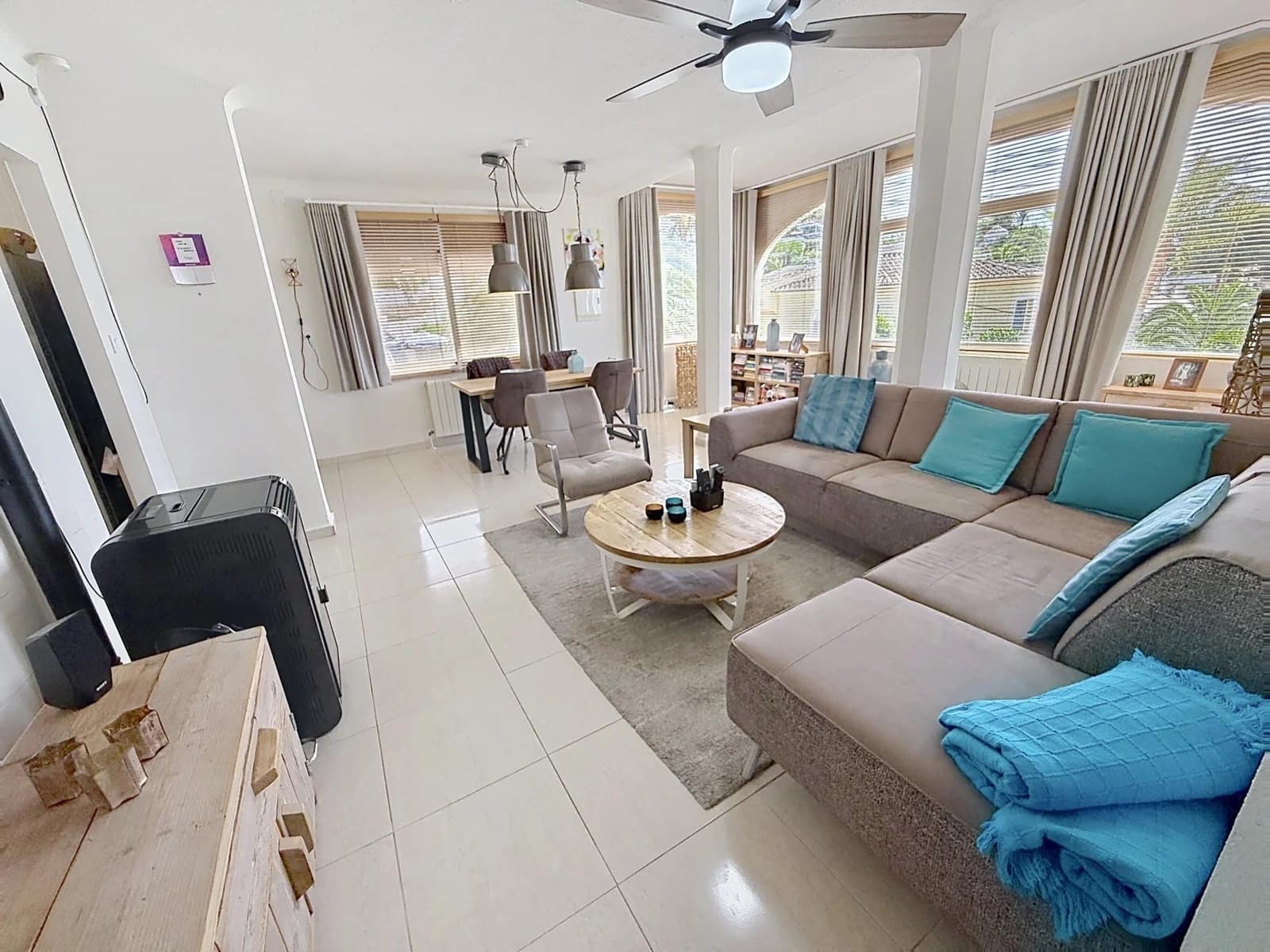 4 soveværelse Villa til salg i Moraira med swimmingpool - € 699.000 (Ref: 10158694)