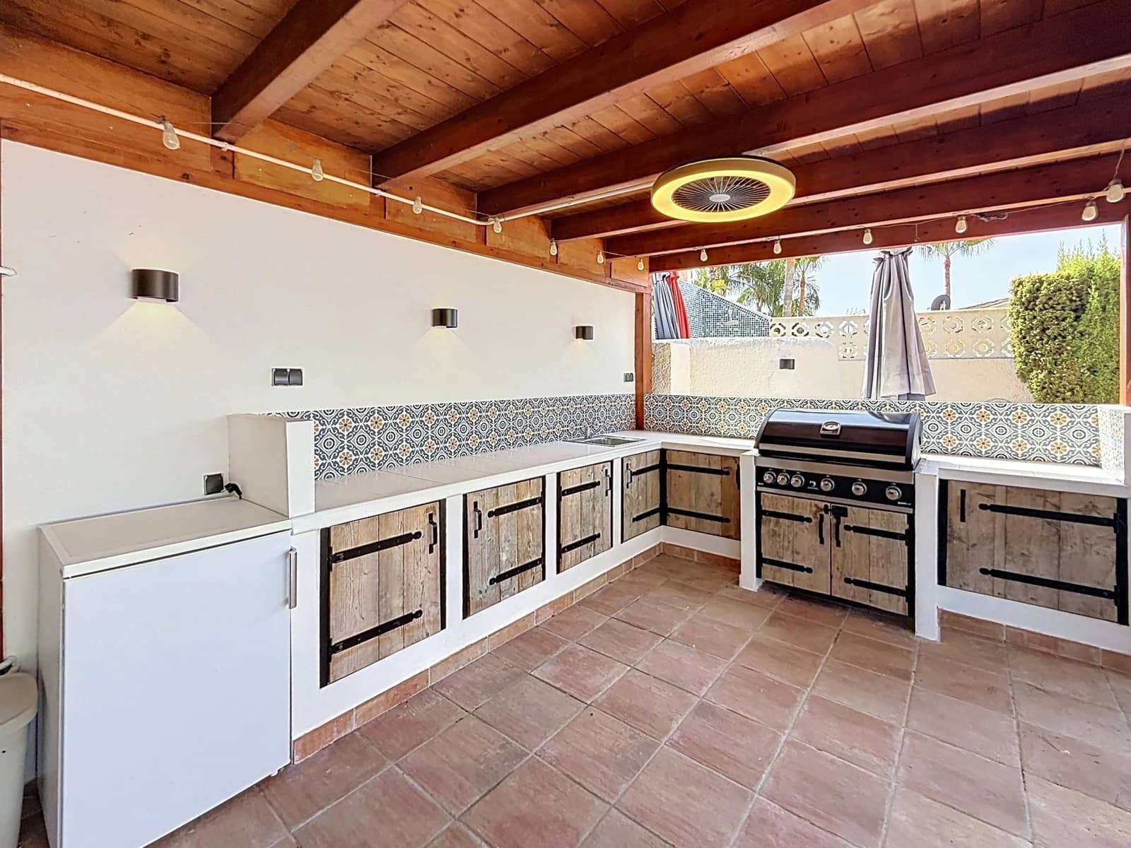 4 soveværelse Villa til salg i Moraira med swimmingpool - € 699.000 (Ref: 10158694)