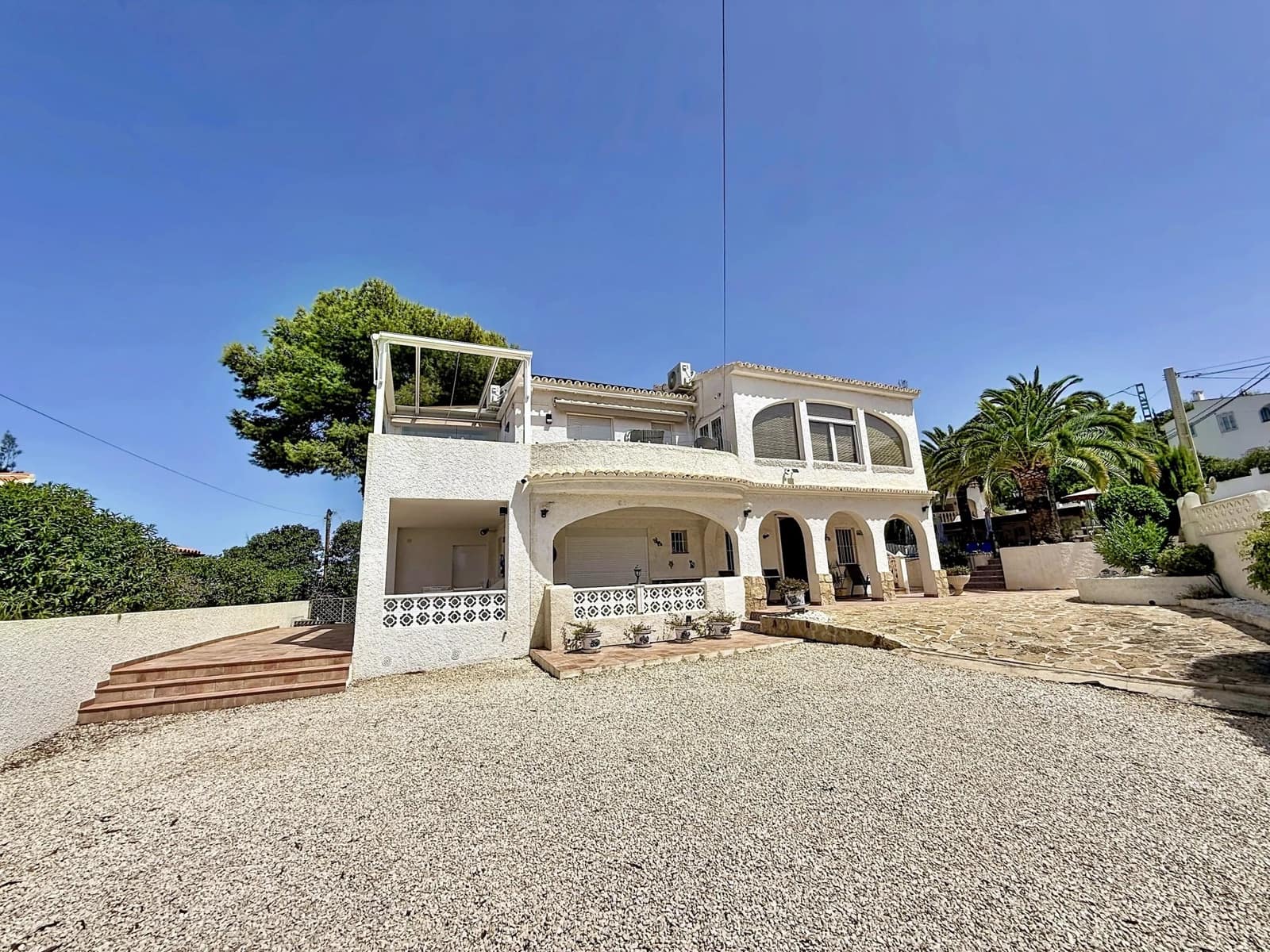 4 soveværelse Villa til salg i Moraira med swimmingpool - € 699.000 (Ref: 10158694)