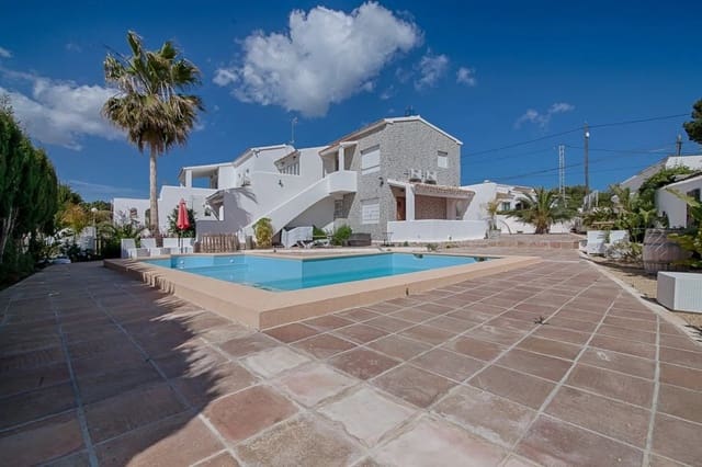 6 bedroom Villa for sale in Cometa - Carrió, Calpe / Calp with pool - € 950,000 (Ref: 7173029)