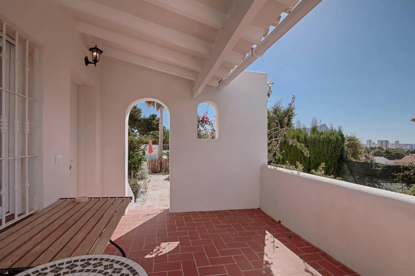 6 bedroom Villa for sale in Calpe / Calp with pool - € 950,000 (Ref: 7173029)
