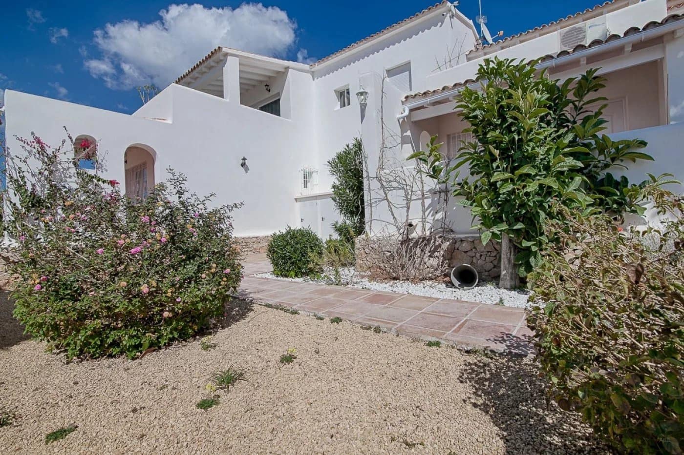 6 bedroom Villa for sale in Calpe / Calp with pool - € 950,000 (Ref: 7173029)