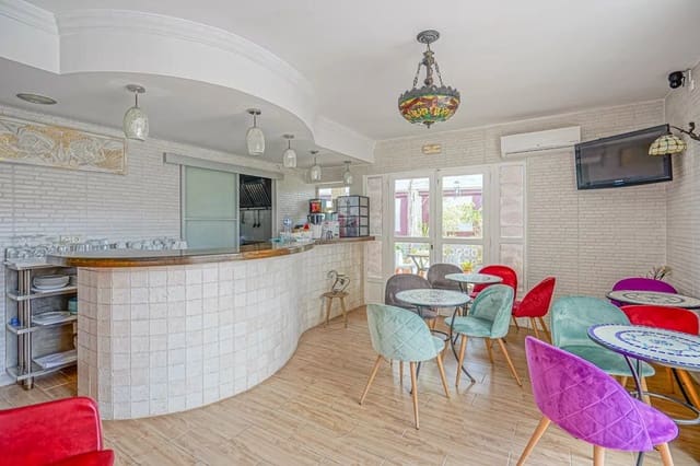 16 Zimmer Gewerbe zu verkaufen in Gargasindi, Calpe / Calp mit Pool - 1.050.000 € (Ref: 7512774)