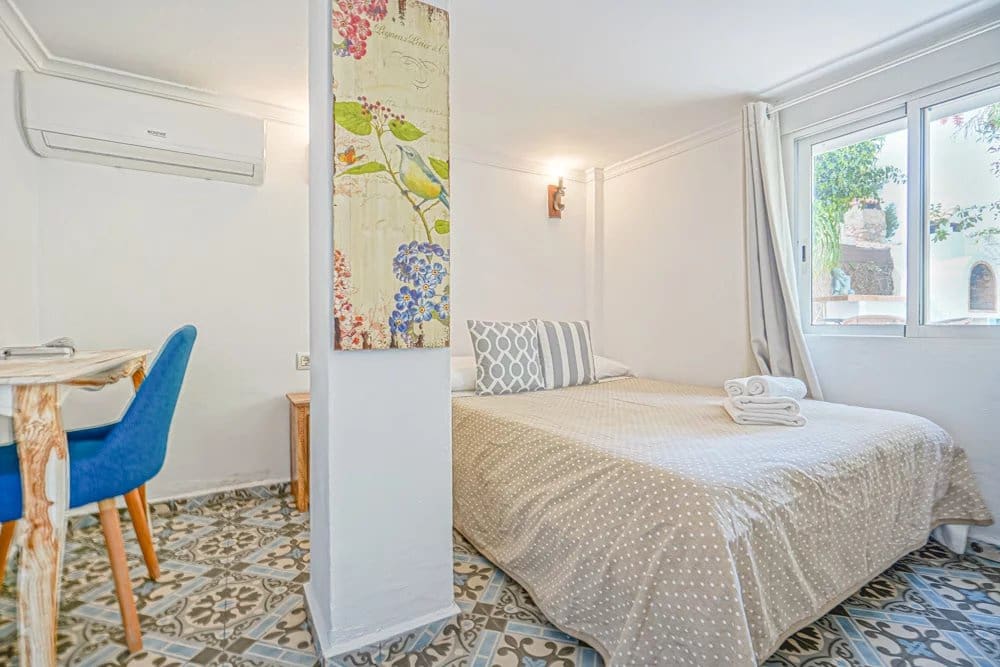 16 chambre Local Commercial à vendre à Calpe / Calp avec piscine - 1 050 000 € (Ref: 7512774)