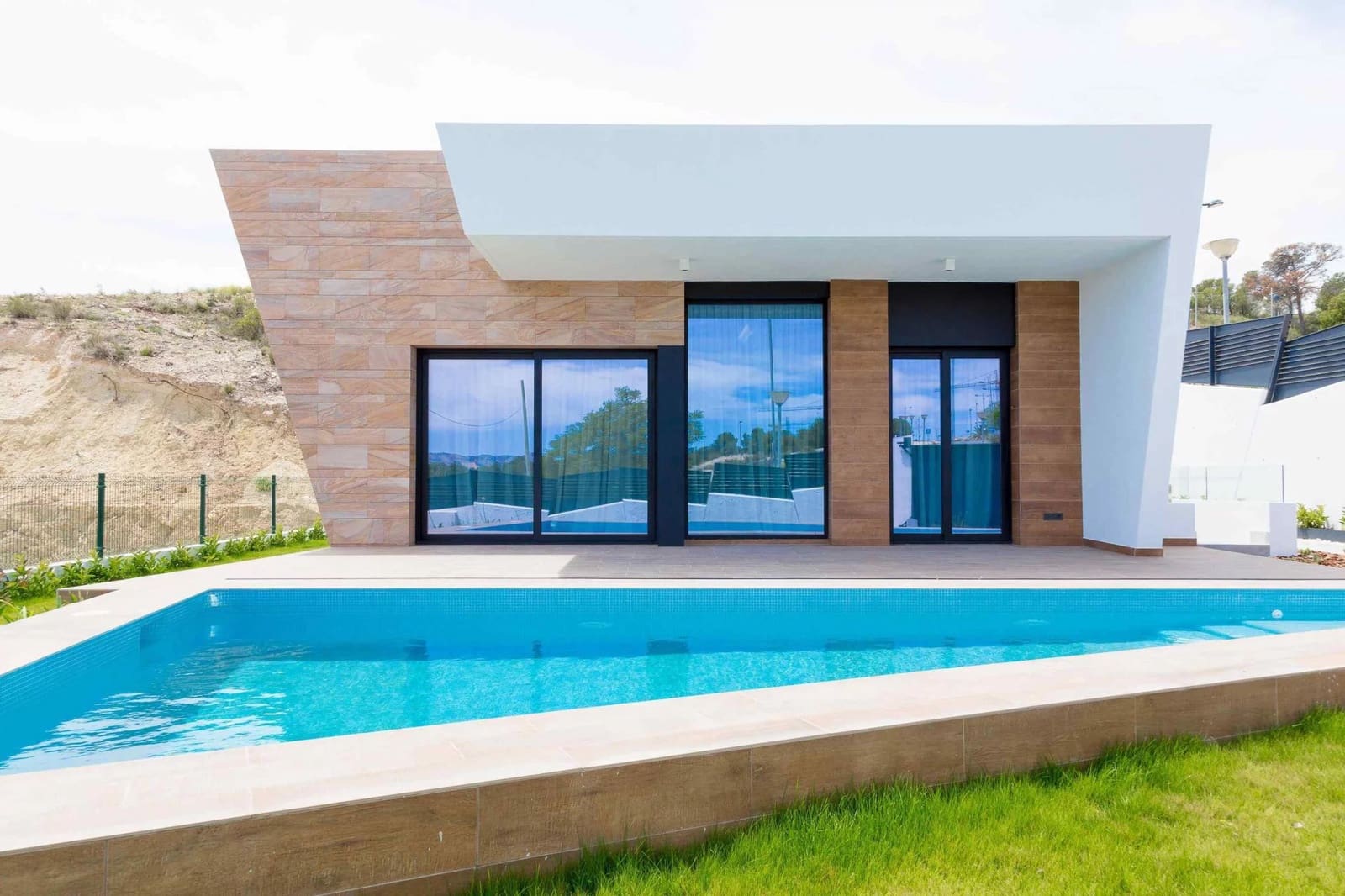 4 slaapkamer Villa te koop in Finestrat met zwembad - € 639.000 (Ref: 7808278)