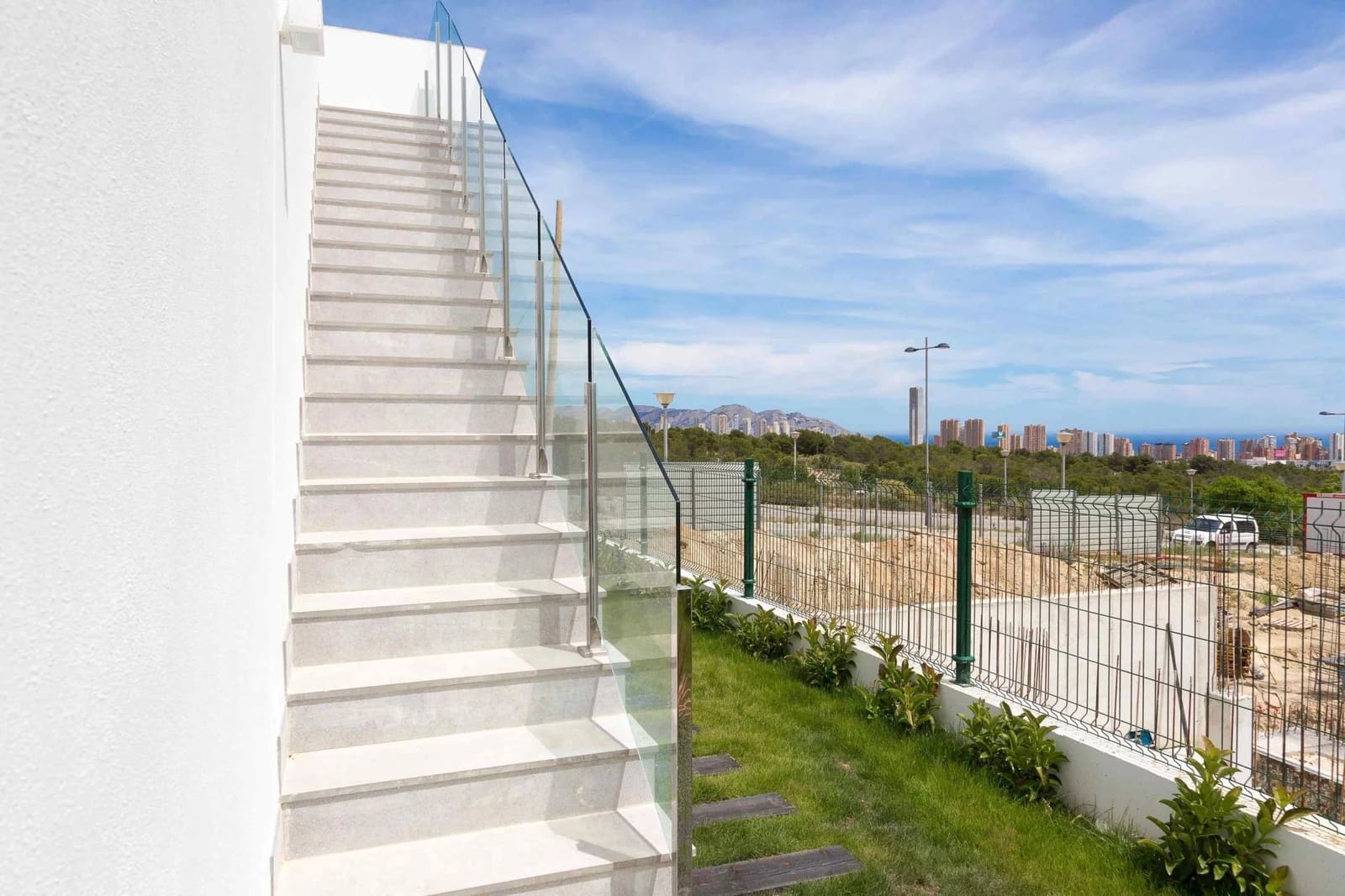 4 slaapkamer Villa te koop in Finestrat met zwembad - € 639.000 (Ref: 7808278)