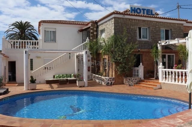 11 makuuhuone Kaupallinen myytävänä paikassa Gargasindi, Calpe / Calp mukana uima-altaan - 850 000 € (Ref: 8011191)
