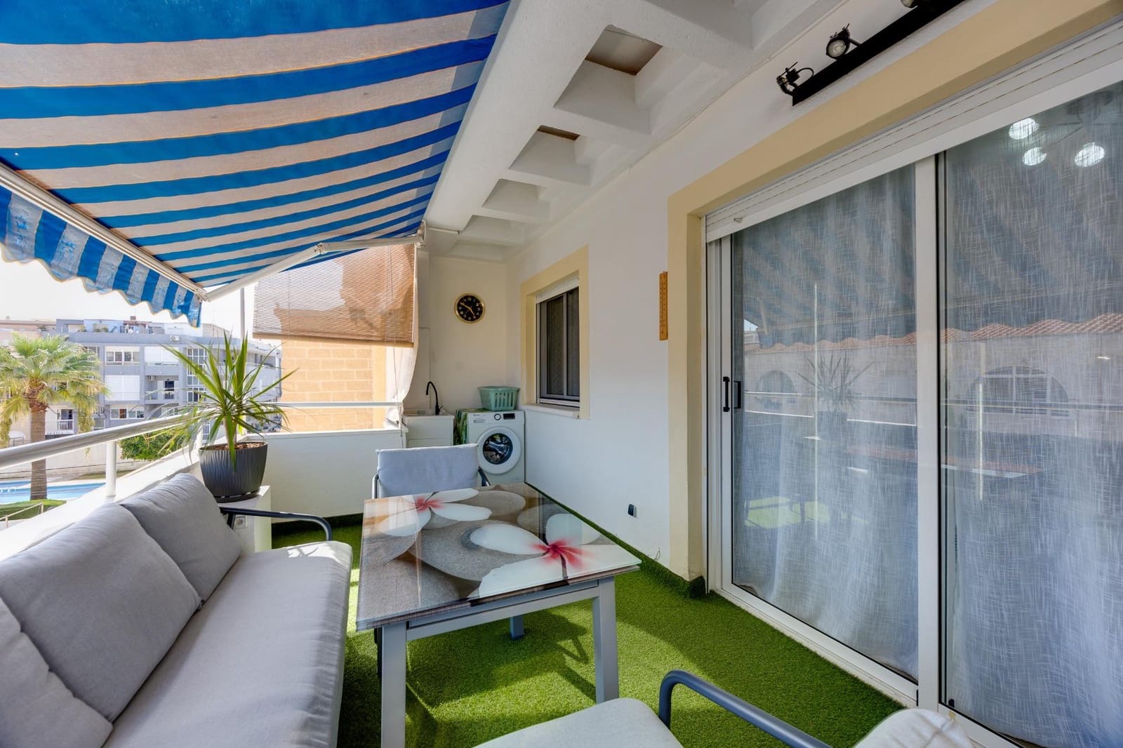 2 chambre Penthouse à vendre à Torrevieja - 190 000 € (Ref: 10062267)