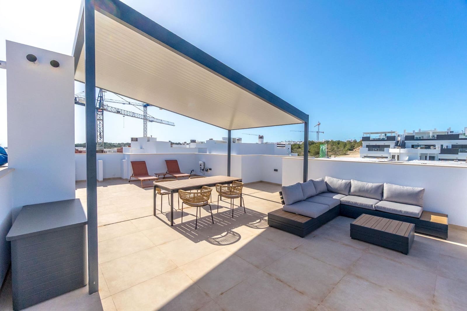 2 sovrum Bungalow till salu i Los Balcones med pool garage - 329 900 € (Ref: 10062269)