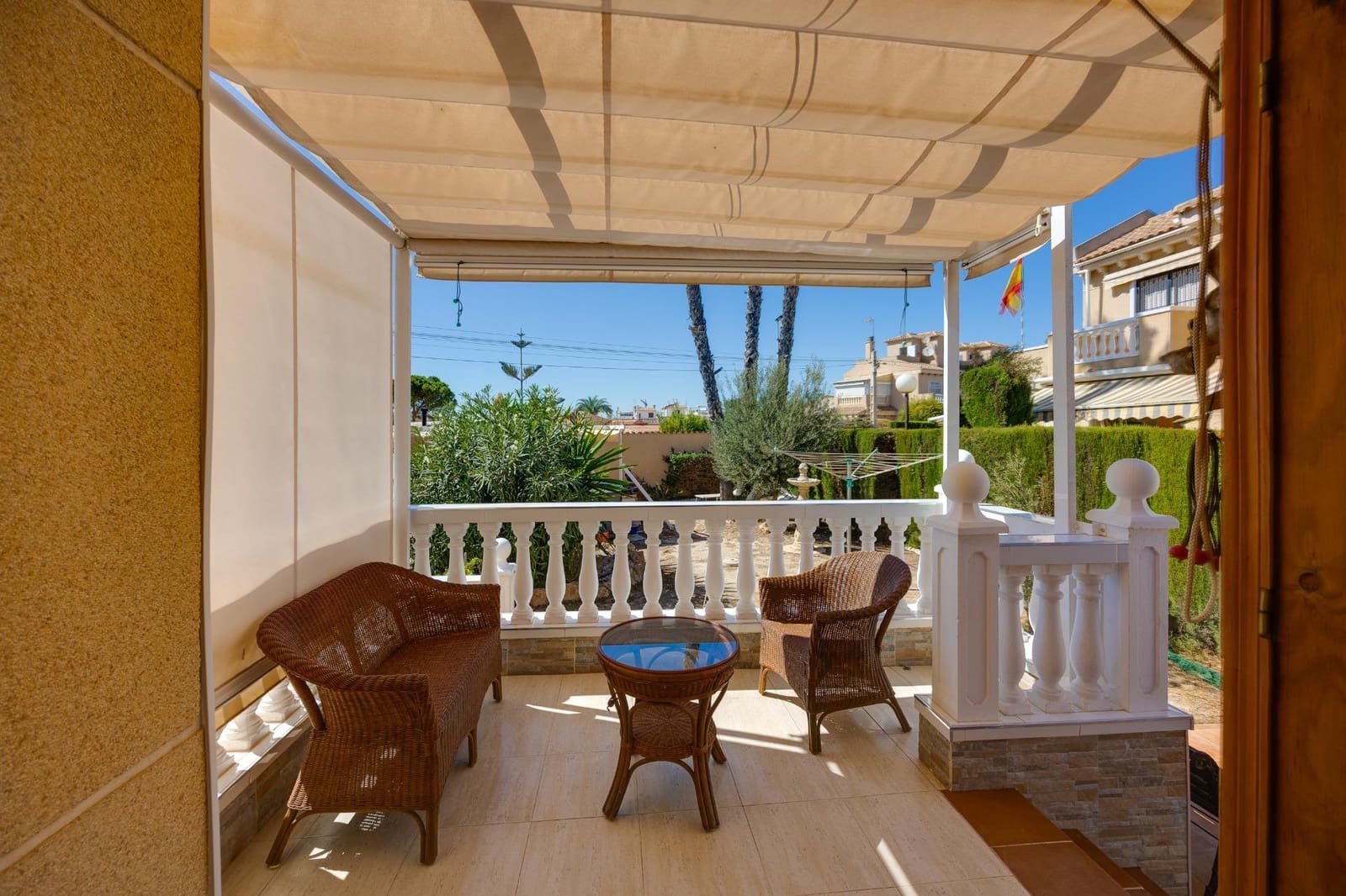 4 chambre Villa/Maison à vendre à Torrevieja avec piscine garage - 359 900 € (Ref: 10067944)