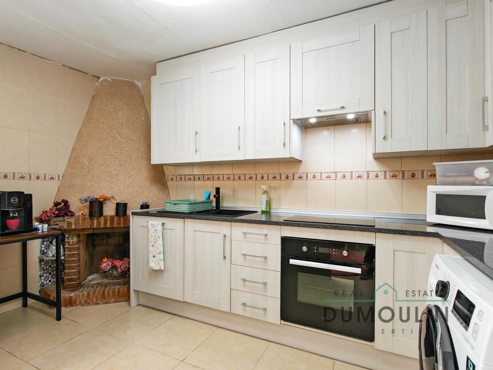 7 Zimmer Villa zu verkaufen in La Hoya mit Pool Garage - 449.000 € (Ref: 10075663)