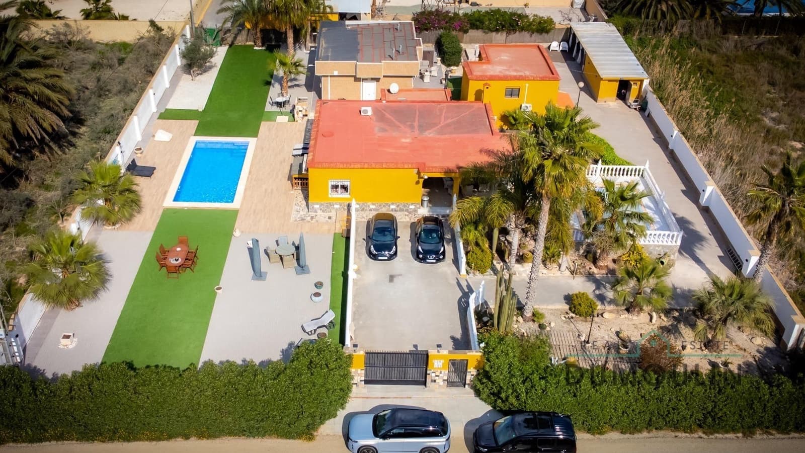 7 Zimmer Villa zu verkaufen in La Hoya mit Pool Garage - 449.000 € (Ref: 10075663)