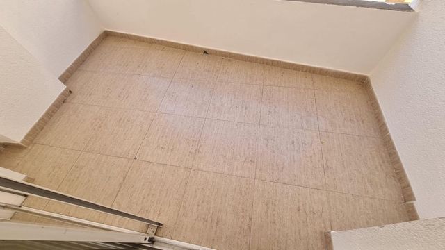 2 quarto Apartamento para venda em El Molino, Torrevieja com piscina - 109 000 € (Ref: 10115878)