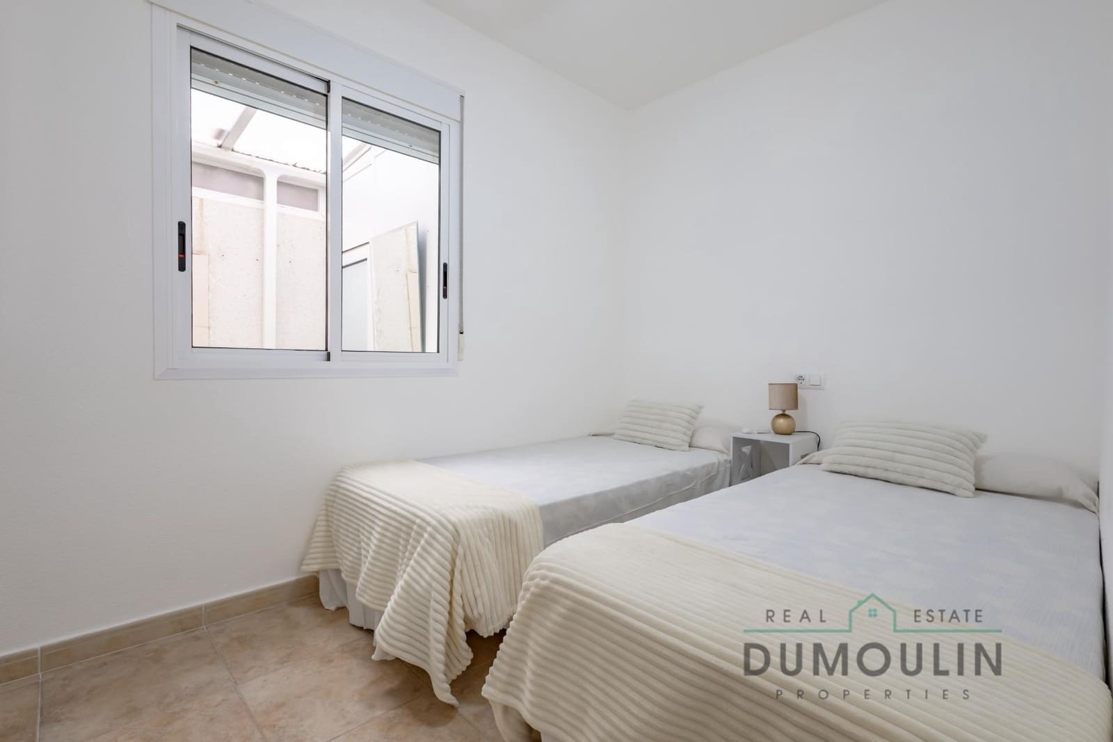 2 sovrum Bungalow till salu i Torrevieja med pool garage - 185 000 € (Ref: 10142642)