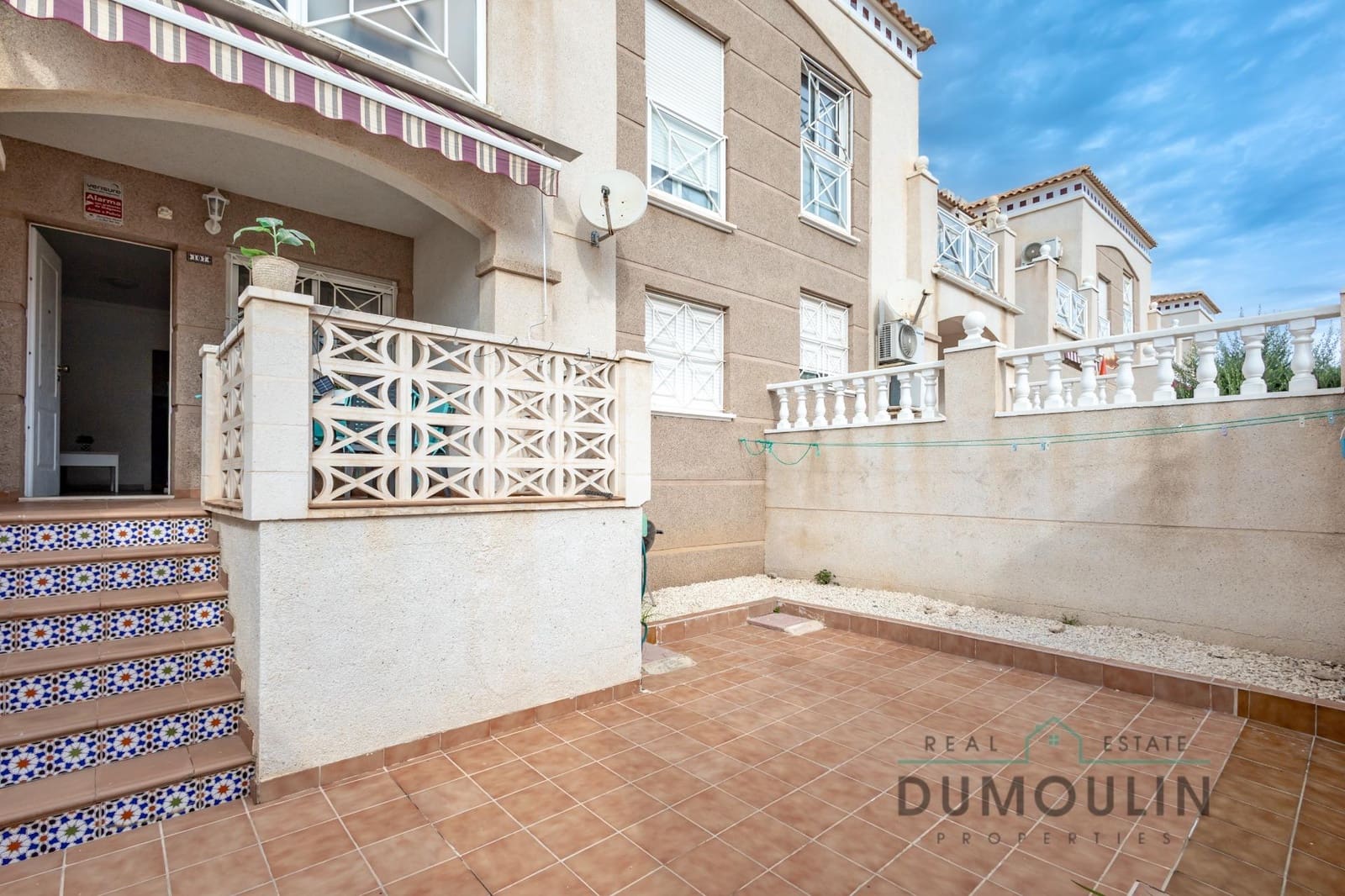 2 sovrum Bungalow till salu i Torrevieja med pool garage - 185 000 € (Ref: 10142642)