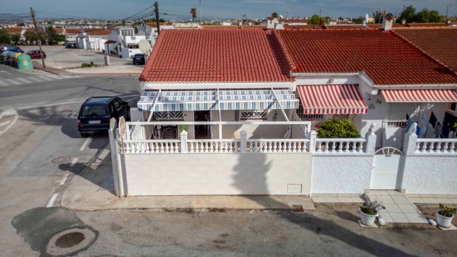 3 makuuhuone Rivitalo myytävänä paikassa Torrevieja - 169 000 € (Ref: 10173962)