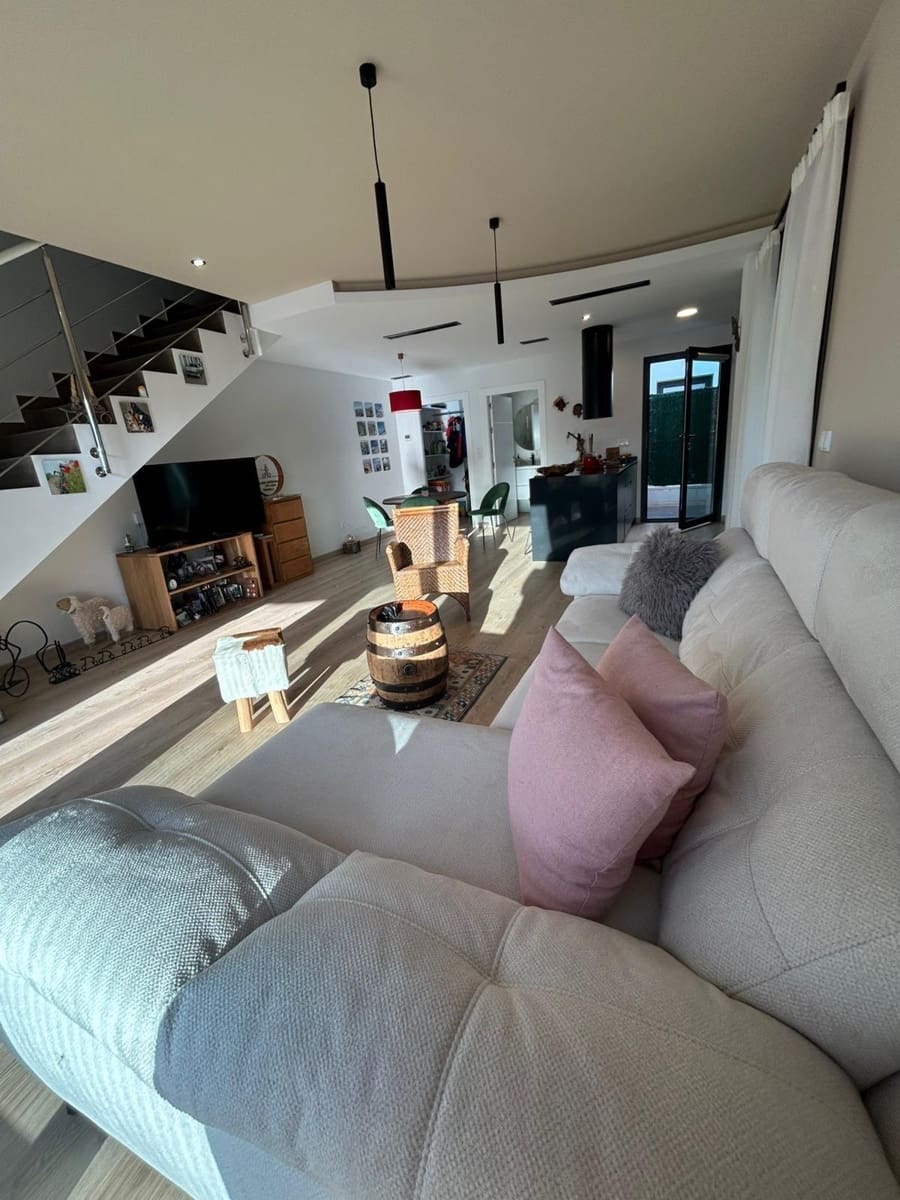 Chalet de 2 habitaciones en Los Montesinos en venta con piscina garaje - 342.900 € (Ref: 10184919)