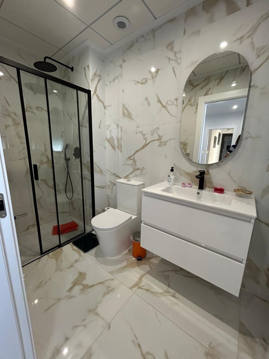 Chalet de 2 habitaciones en Los Montesinos en venta con piscina garaje - 342.900 € (Ref: 10184919)