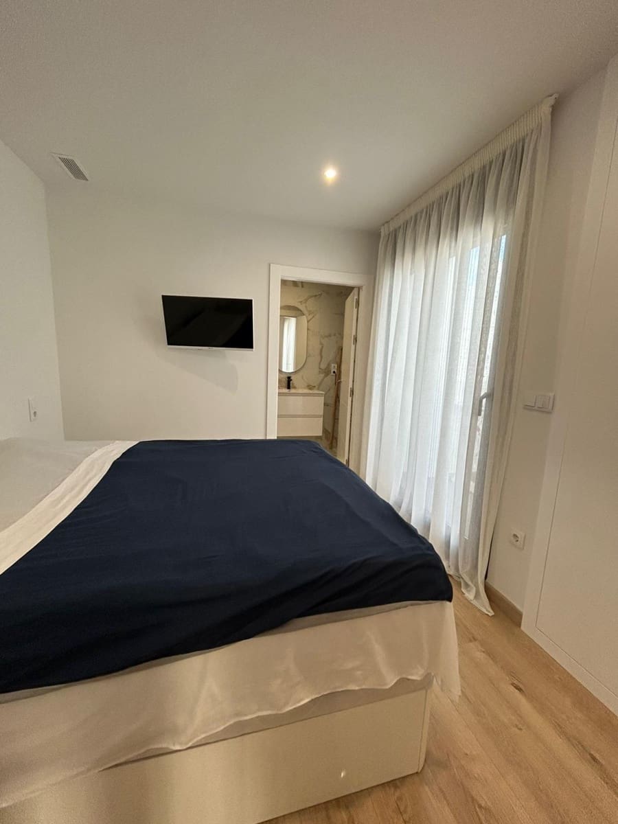 Chalet de 2 habitaciones en Los Montesinos en venta con piscina garaje - 342.900 € (Ref: 10184919)