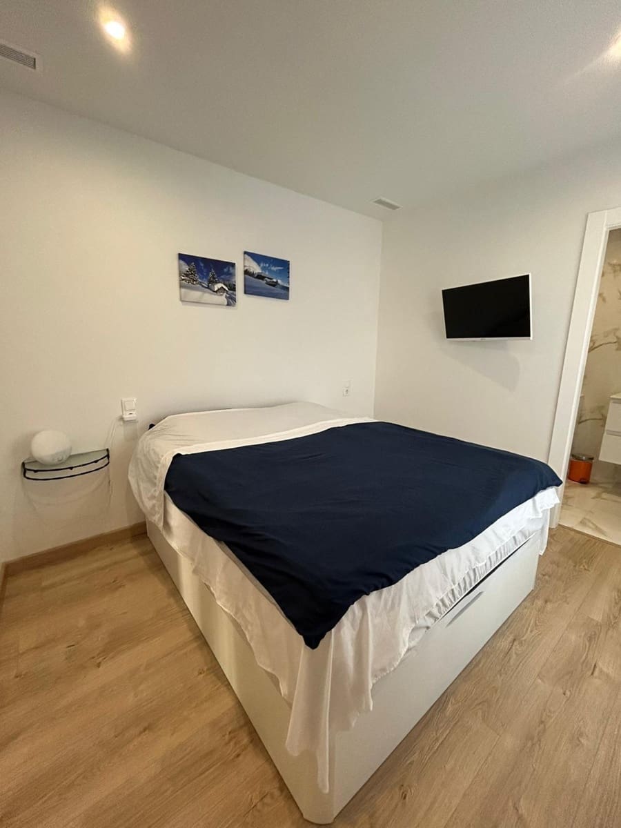 Chalet de 2 habitaciones en Los Montesinos en venta con piscina garaje - 342.900 € (Ref: 10184919)