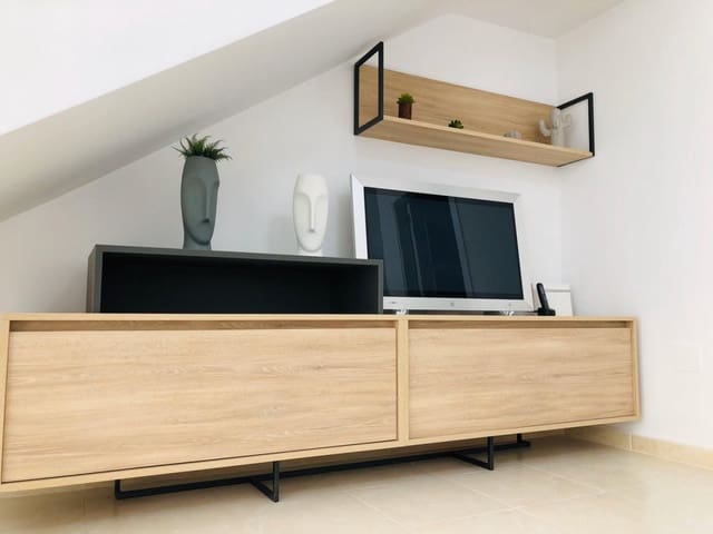 3 soverom Leilighet til salgs i Los Altos med svømmebasseng - € 225 000 (Ref: 6600776)