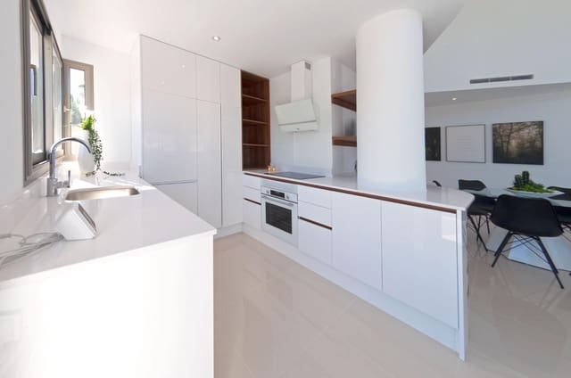 3 soverom Villa til salgs i Doña Pepa, Rojales med svømmebasseng garasje - € 664 985 (Ref: 7800881)