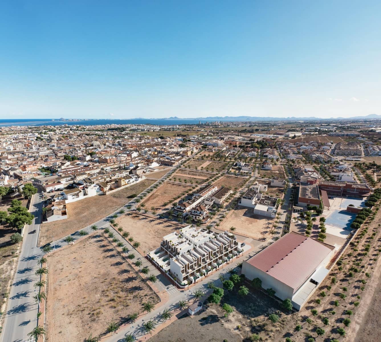 3 soveværelse Rækkehus til salg i San Pedro del Pinatar med swimmingpool - € 317.000 (Ref: 7827370)
