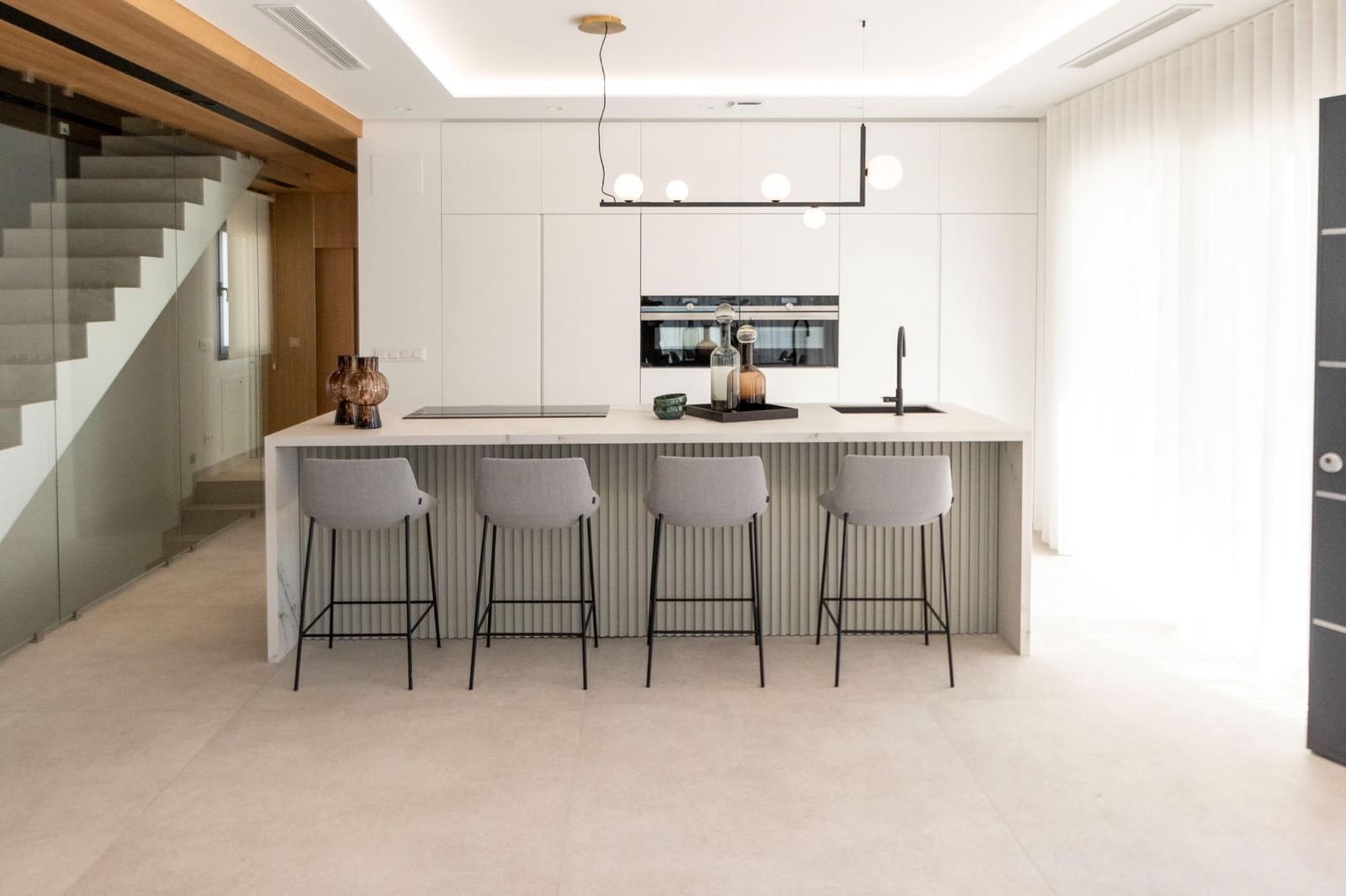 4 sypialnia Willa na sprzedaż w Campoamor z basenem garażem - 1 530 000 € (Ref: 7871169)