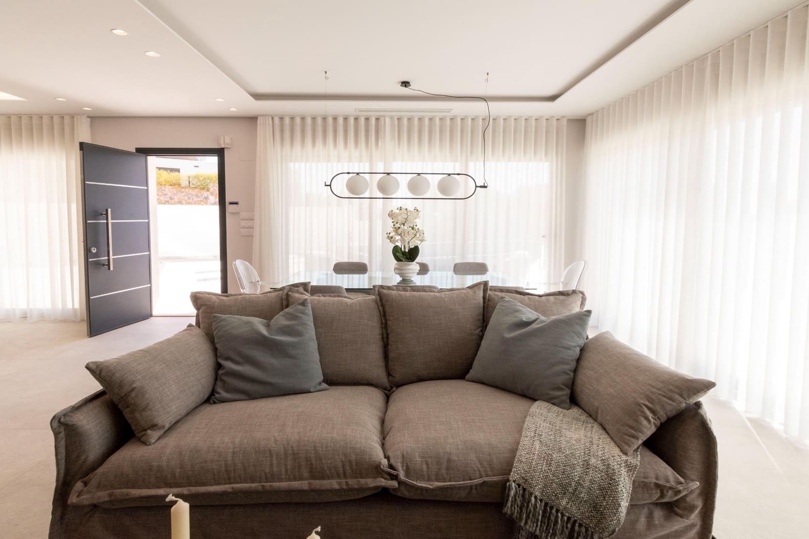 4 sypialnia Willa na sprzedaż w Campoamor z basenem garażem - 1 530 000 € (Ref: 7871169)