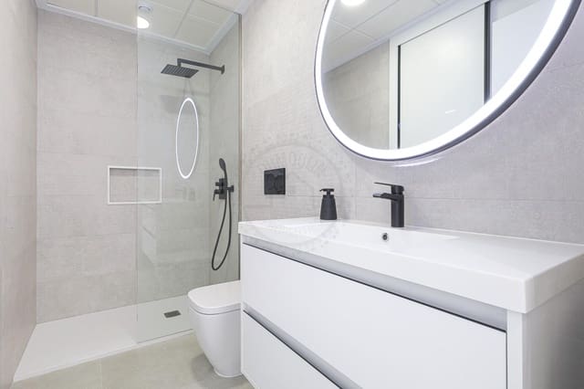 3 soverom Leilighet til salgs i Guardamar del Segura med svømmebasseng garasje - € 249 900 (Ref: 7899338)