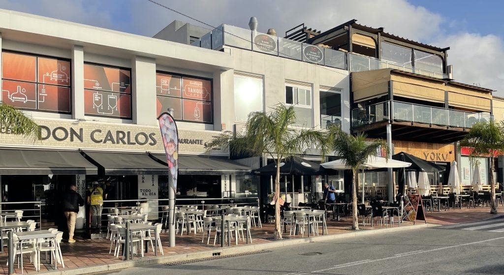 3 sypialnia Willa na sprzedaż w Ciudad Quesada z basenem garażem - 698 000 € (Ref: 8047847)