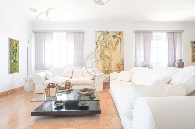 4 soverom Villa til salgs i Centro, Torrevieja med svømmebasseng garasje - € 890 000 (Ref: 8146308)