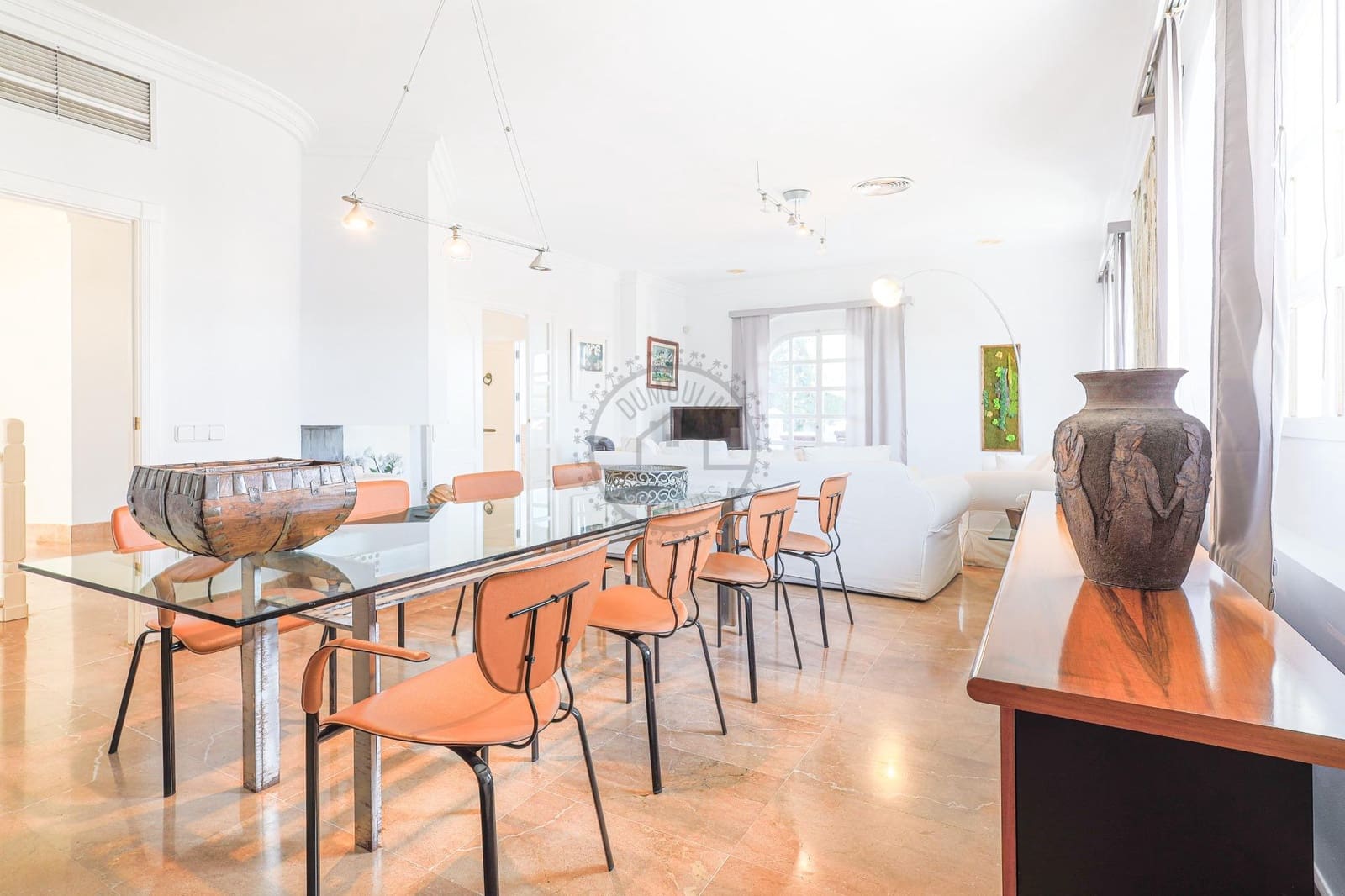 4 soverom Villa til salgs i Torrevieja med svømmebasseng garasje - € 890 000 (Ref: 8146308)