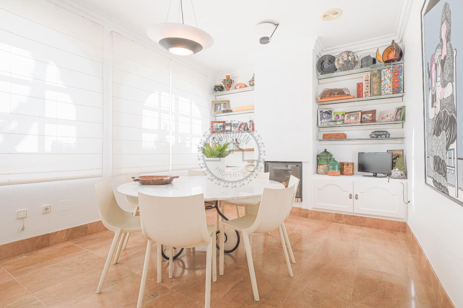 4 soverom Villa til salgs i Torrevieja med svømmebasseng garasje - € 890 000 (Ref: 8146308)