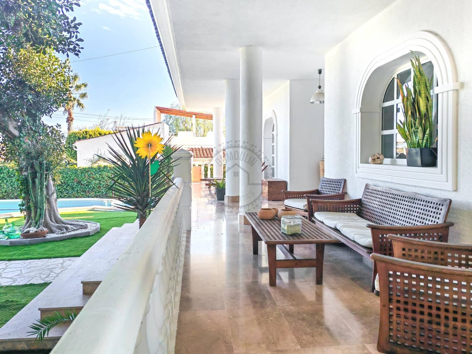 4 soverom Villa til salgs i Torrevieja med svømmebasseng garasje - € 890 000 (Ref: 8146308)