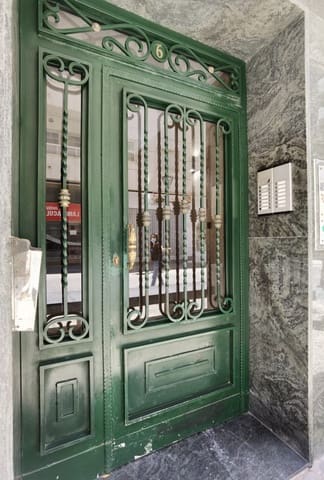 2 soveværelse Lejlighed til salg i Puerto Deportivo, Torrevieja - € 225.000 (Ref: 8327942)