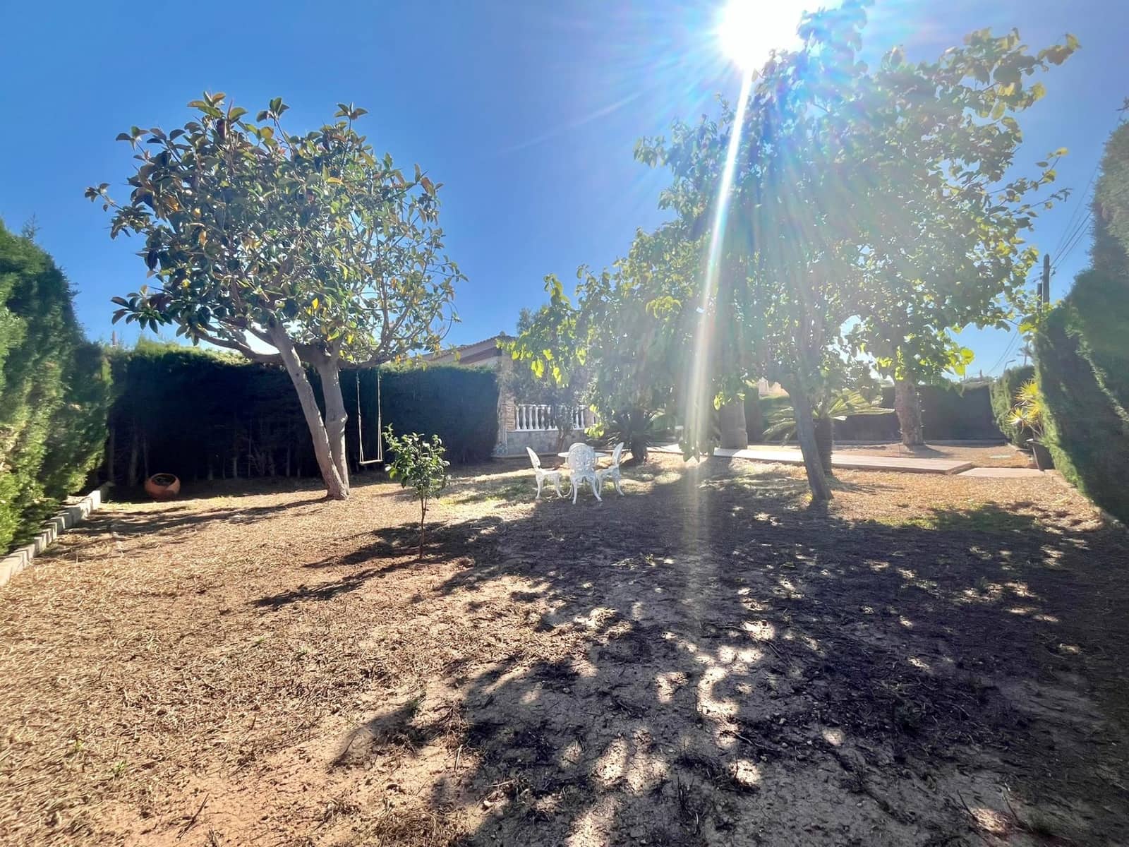 3 sypialnia Willa na sprzedaż w Torrevieja z garażem - 495 000 € (Ref: 9029876)