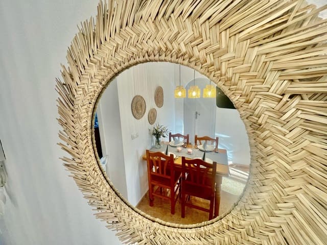 Apartamento de 2 habitaciones en La Mata, Torrevieja en venta con piscina - 159.500 € (Ref: 9029879)