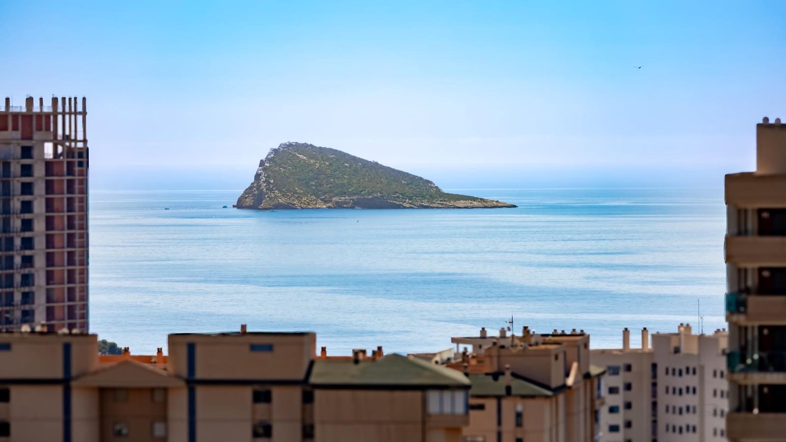 2 bedroom Apartment for sale in La Villajoyosa / Vila Joiosa with pool - € 349,000 (Ref: 9042155)