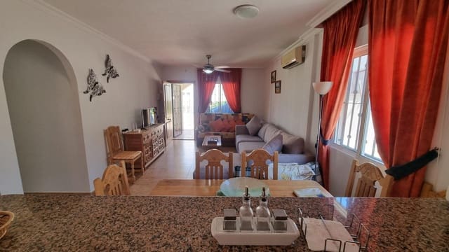 3 slaapkamer Halfvrijstaande villa te koop in Guardamar del Segura met zwembad - € 233.000 (Ref: 9173397)