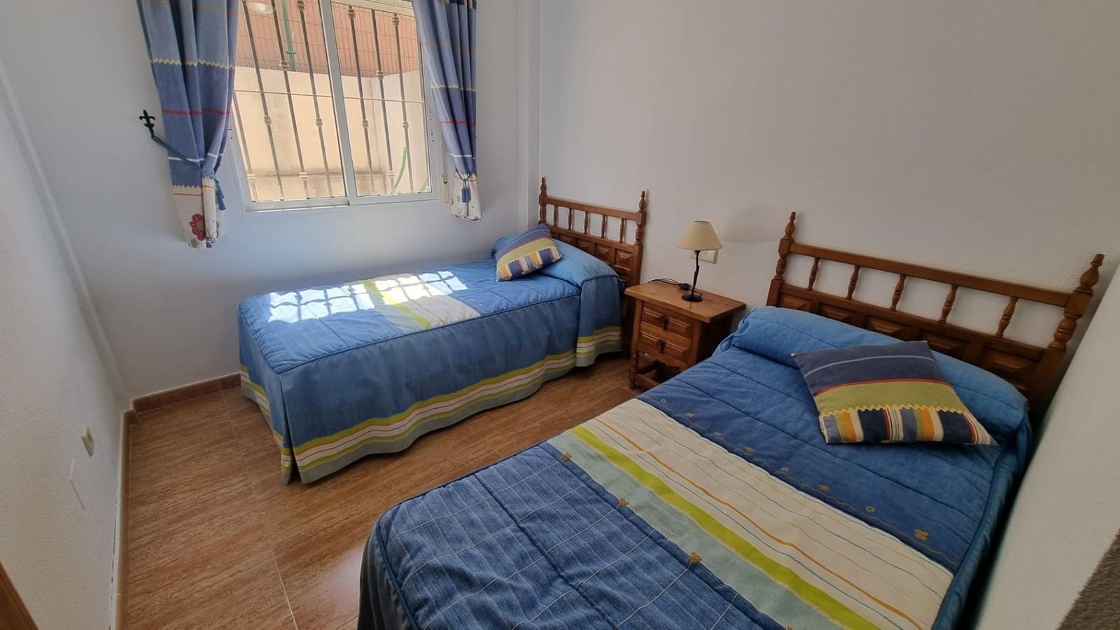 3 soveværelse Semi-Rækkehus til salg i Guardamar del Segura med swimmingpool - € 233.000 (Ref: 9173397)