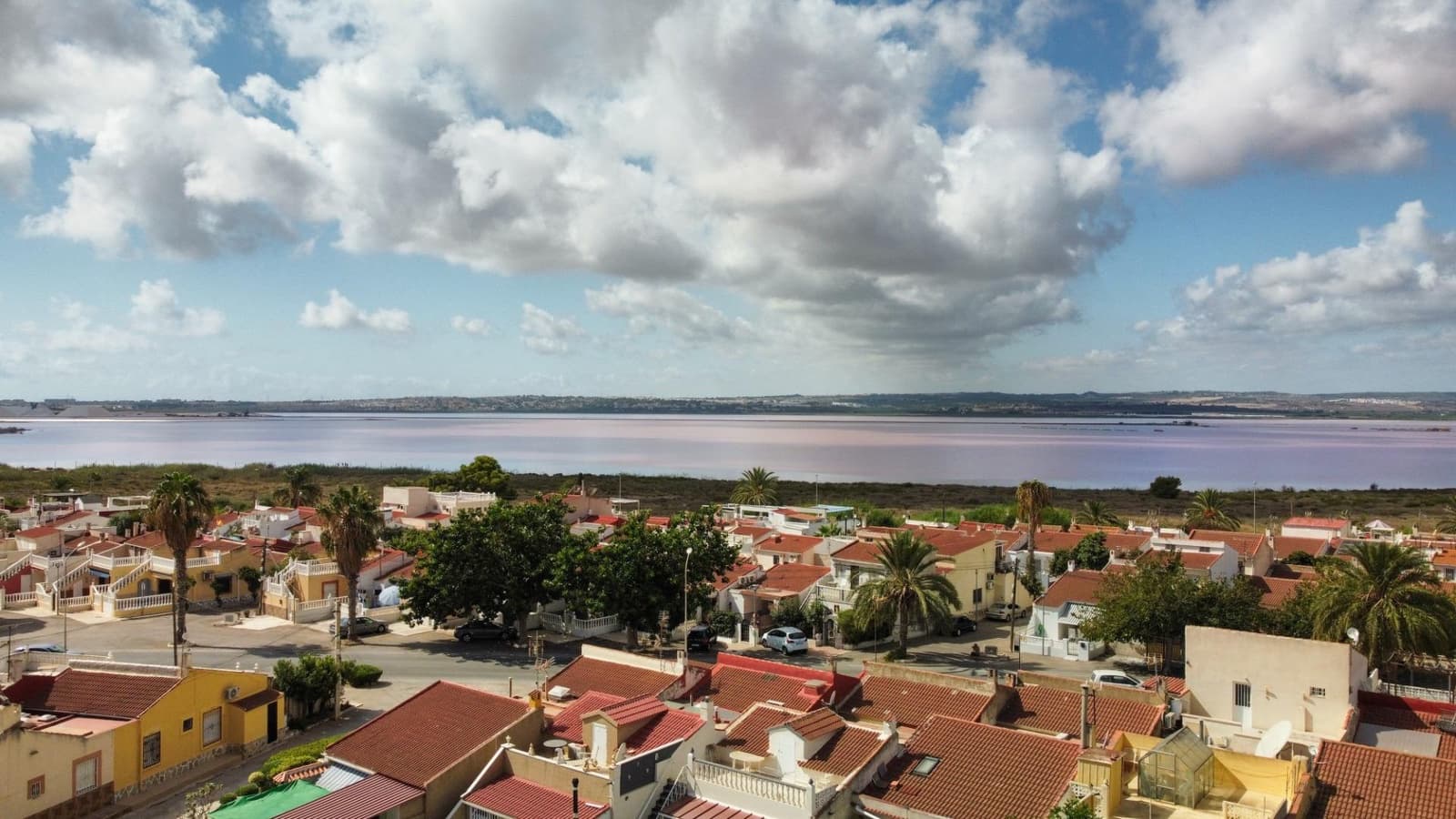 2 makuuhuone Bungalow myytävänä paikassa Torrevieja - 118 500 € (Ref: 9255229)