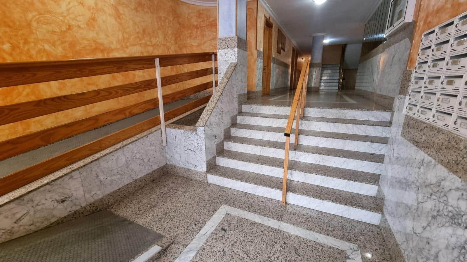 2 soverom Leilighet til salgs i Torrevieja med garasje - € 126 000 (Ref: 9282129)