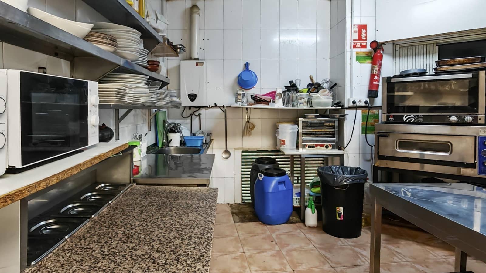 Biznes na sprzedaż w Torrevieja - 280 000 € (Ref: 9282130)