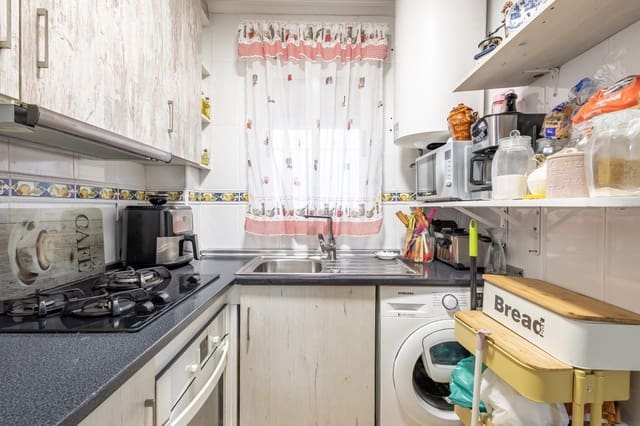 2 sypialnia Apartament na sprzedaż w Parque de las Naciones, Torrevieja z basenem garażem - 153 800 € (Ref: 9414052)