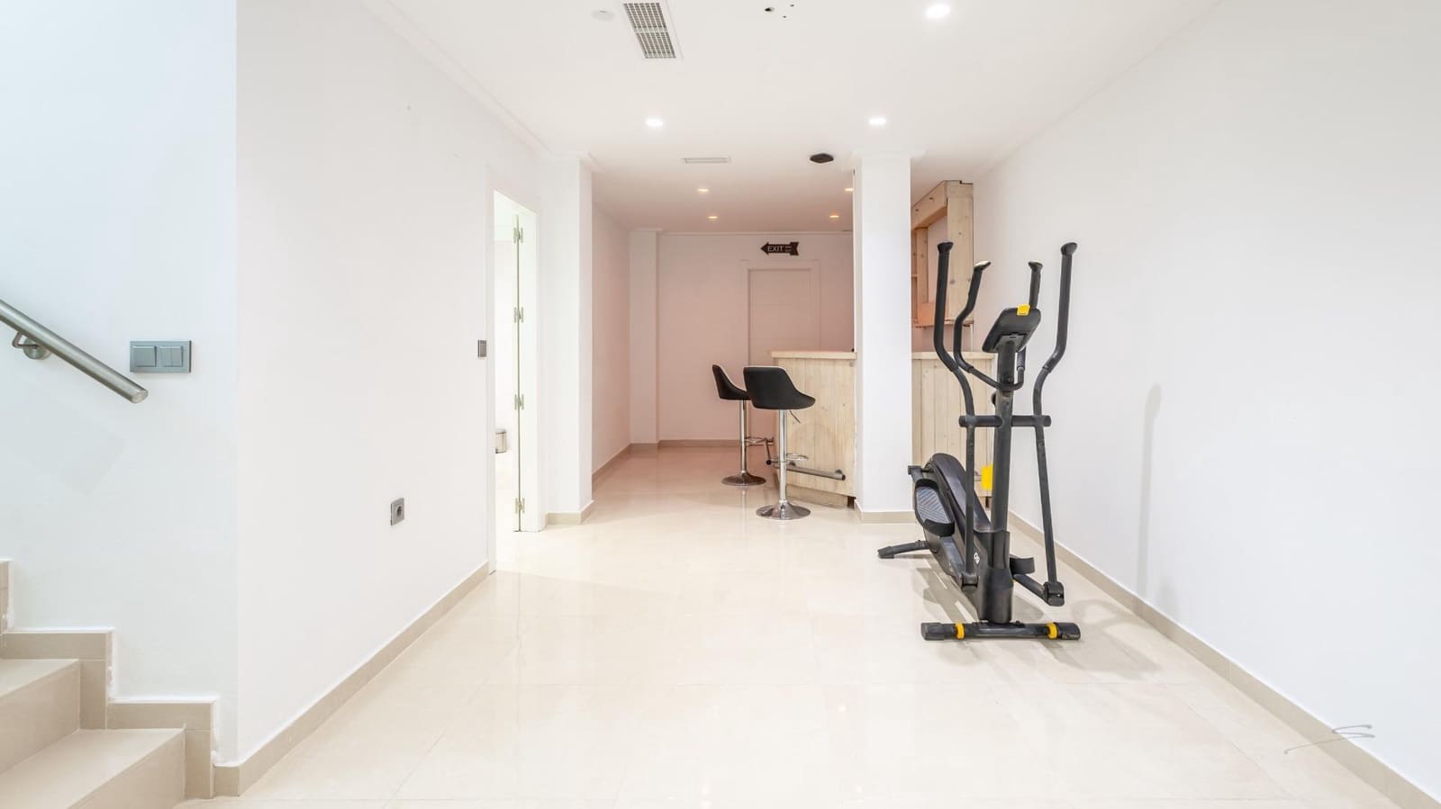 Chalet de 4 habitaciones en Orihuela Costa en venta con piscina - 630.000 € (Ref: 9427147)