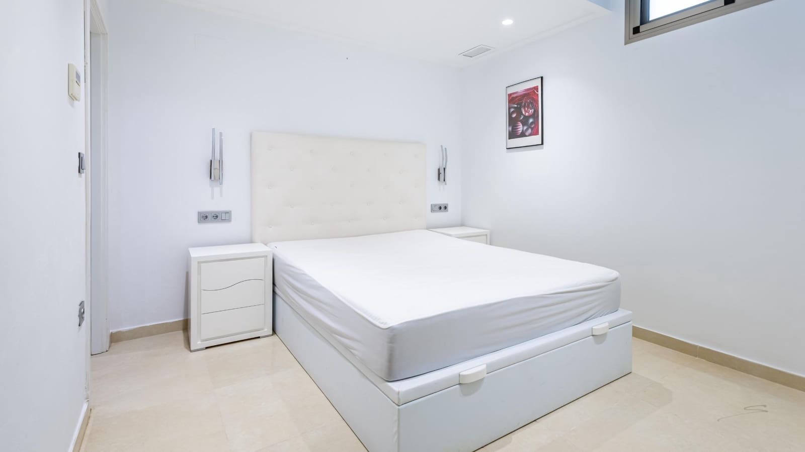 Chalet de 4 habitaciones en Orihuela Costa en venta con piscina - 630.000 € (Ref: 9427147)